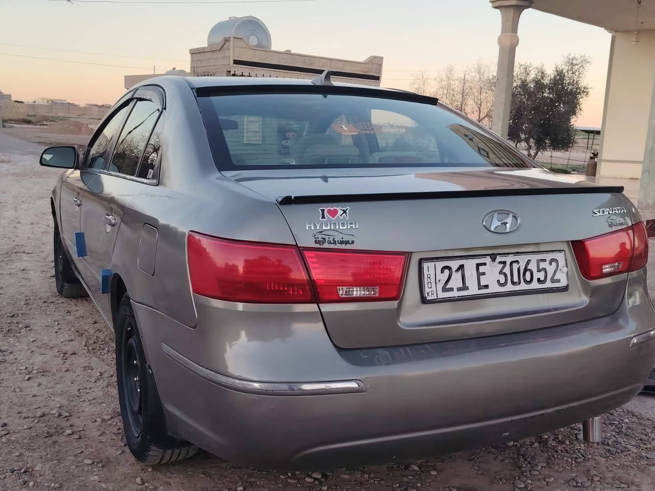 السلام عليكم
اقره ال منشور بعدين اتصل 
سوناتا موديل 2010
محرك 2400
شرط محرك گير صدر تايرات السيارة كلهه شرط 
بيهه رقم فقط بدون سنوية 
السيارة احلى من الصور 
السعر 50 وبيها مجال 
*********** اتصل
