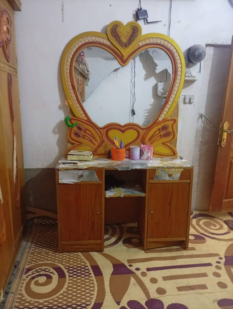 سلام عليكم  غرفه سوكي البيع
350 وبيه مجال


**إذا كنت صاحب هذا الإعلان وتريد حذفه لأي سبب، رجاءا أرسل رسالة إلى الدعم الفني**