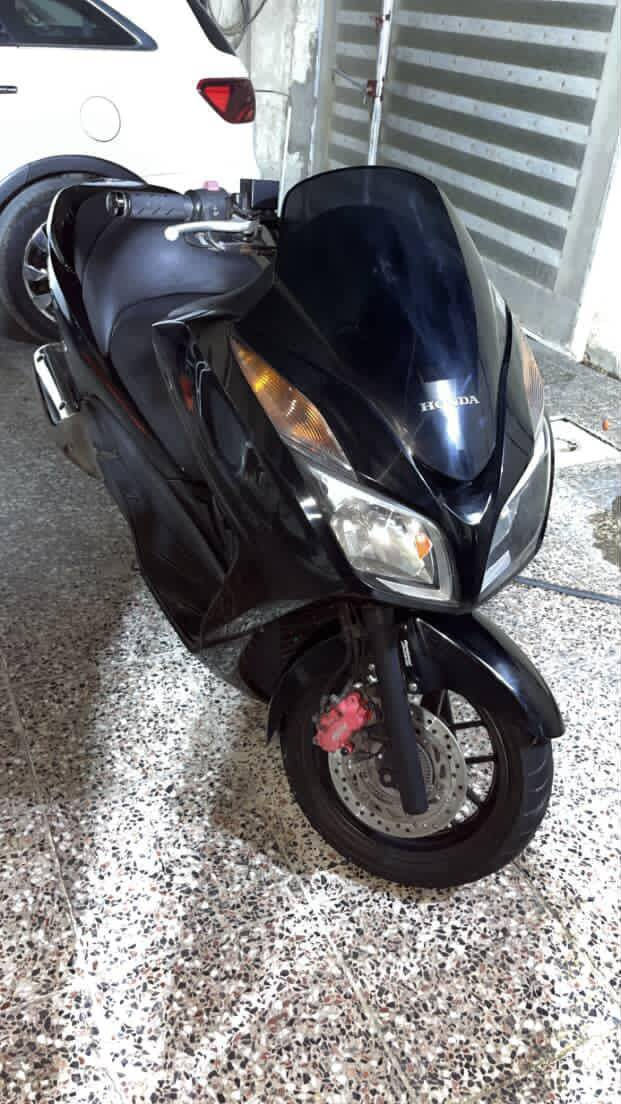 صفر 12كفاله ماشيه 23 للبيع فقط السعر قفل 18 مكان بغداد ***********
