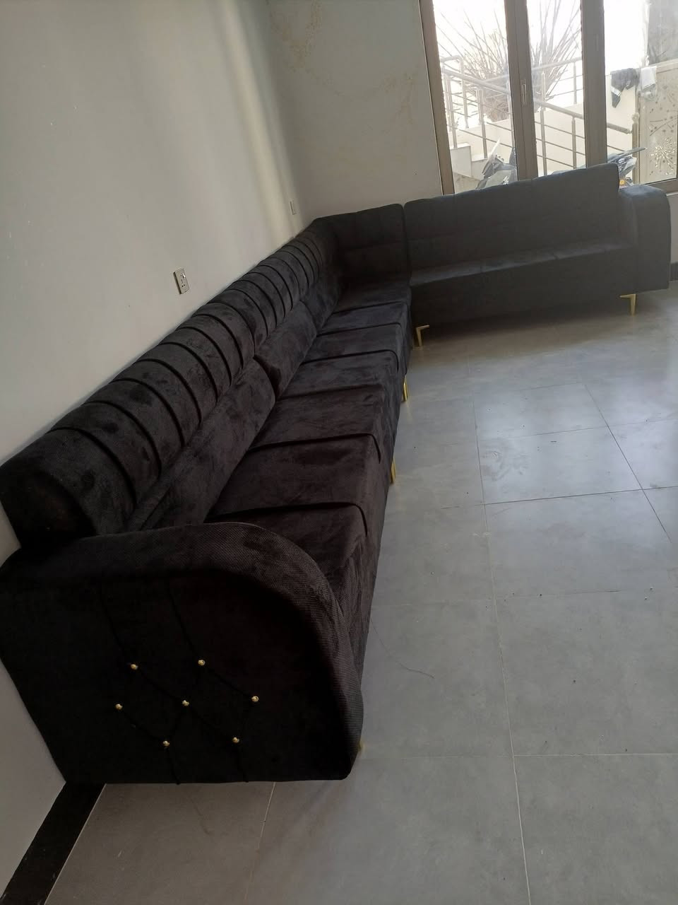 معمل ومعرض البركه
 يوجد لدينا قنفات واسره شغل درجه اوله والسعر مناسب كاني كرده ***********
