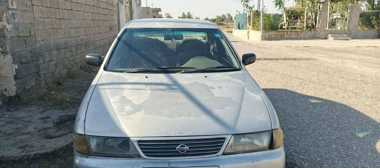 نيسان صني موديل 1995 فول اتو بس كير عادي رقم كركوك مشروع وطني دفتر بانزين قفل مركزي تبريد شغال محرك 16 شرط لاصرف ولا بخار العنوان كركوك داقوق الشراي يتصل السعر المطلوب 38 ومراوس اذا اكو اوميكه رقم الهاتف ***********
