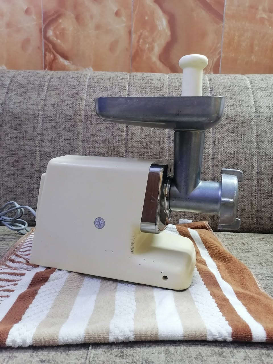 مثرامة لحم ناشيونال  نظيفه وبدون اي تصليح


**إذا كنت صاحب هذا الإعلان وتريد حذفه لأي سبب، رجاءا أرسل رسالة إلى الدعم الفني**