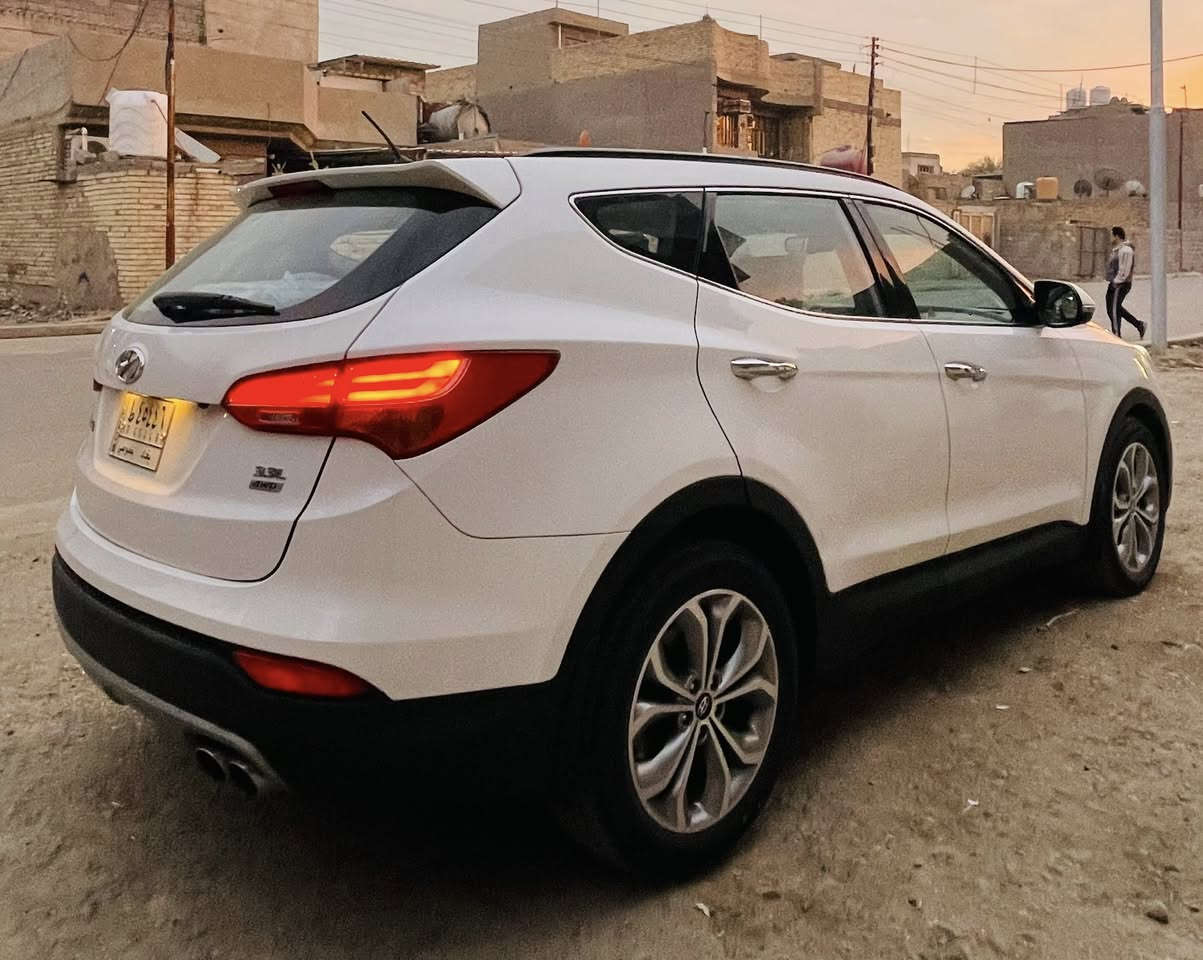 سنتافيه 2014 خليجي
• مكينة 6 سلندر

 • 3 قطع تبريد

 • 7 ركاب

 • فور ويل (دفع رباعي)

 • بصمة تشغيل

 • شاشة + تحكمات

 • السيارة مكفولة من الصبغ والضربة

 بيهه بارد شوي كد شبر 

مكاني بغداد المعامل العماري

السعر159

0773 196 8651
