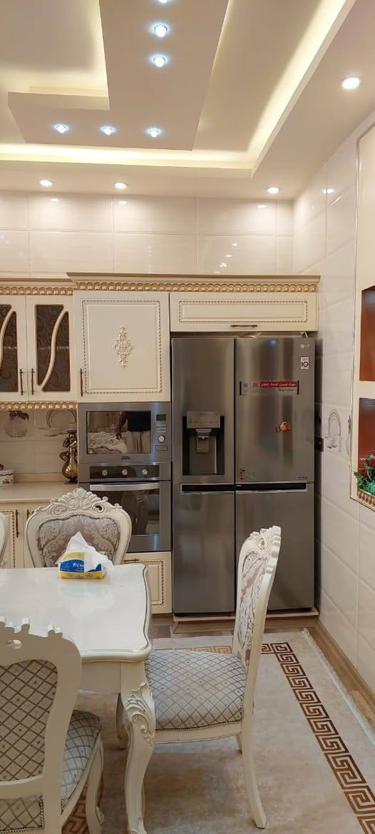 #عقارات #رويال
دار للبيع 200متر 
كركوك_ شوراو _قريب من معمل جرزات 
ينباع مع اثاث و بدون اثاث 
للاستفسار: 
***********_***********
