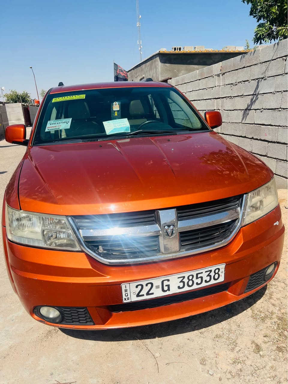 السلام عليكم 
Dodge journey 
مديل 2011
فول مواصفات اعلى فئة 7 راكب
فتحة سقف 
شاشة جبيرة
حساسات خلفية
انارة ثلجي
كشنات جلد
تبريد 3 قطع
مثبت سرعة
تحكم ستيرن جهتين
كرسي سائق كهربائي 
حادث السيارة جاملغ وبنيد بدون دواخل+ صبغ بصفحه السايق 
الباقي كلة كفالة كير و محرك شواصي كفالة
مكاني البصرة 
السعر90 و بيهة مجال كلش قليل
رقم: *********** البصرة, العراق
