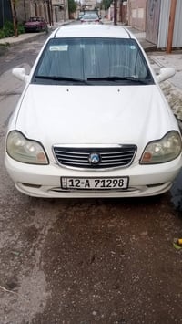 محرك كورلا • ابيض • ٢٠١٣