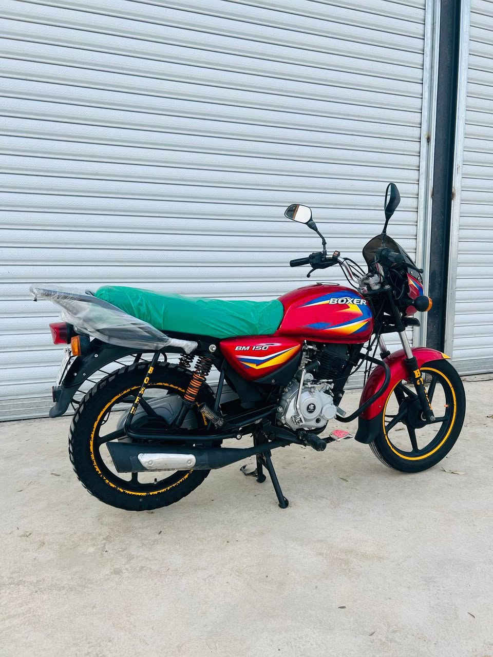 سلام عليكم
دراجه بوكسر 2021
مرقم ديالئ  
كفاله عامه شراي اتصل ودلل 
مكاني بعقوبه التحرير 
***********
