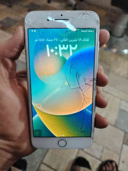 السلام عليكم ايفون 8 بلاص كلو بلادي بطاريه68  للبيع ومراوس حسب القناعه العندو يجي خاص ***********2
