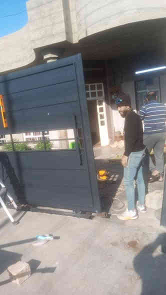 حداد جوال ...
لعمل كافت انواع الحداده 
سقايف 
تركيب ابواب وكل ما يتعلق ب الحداده 
***********
***********
