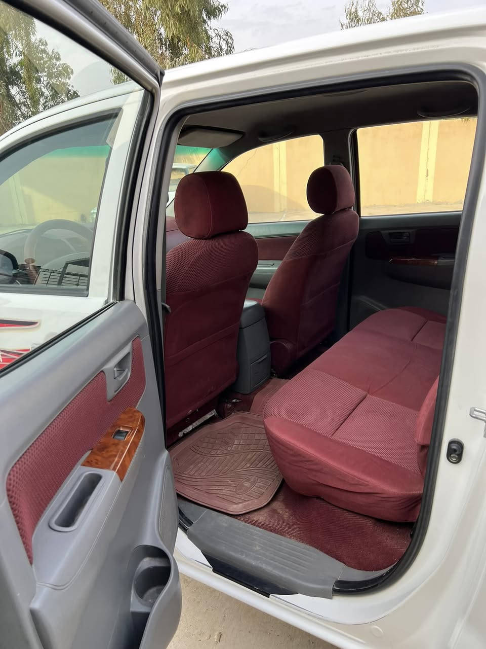 سلام عليكم 
بكم للبيع 
موديل 2010 
كير ومحرك شرط 
تواير وصدر جدد 
سونار بل منشور
السعر 170 وبيها مجال للطيبين 
الرقم ‭0788 442 6547‬
