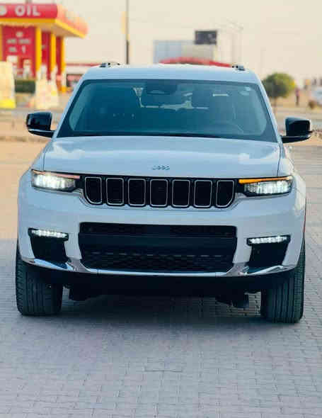 جيب لمتد لمتدد 2023 
7  راكب داخل VIP

ماشيه : 3 الف مايل 

محرك : 6 سلندر 

المواصفات : فول موصفات ماعدا بانوراما

كامره خلفيه ٠

رادار امامي ٠

رادار جانبي ( نقطه عمياء )

نظام المحافظه على المسار ٠

نظام التوقف الذاتي ( مانع تصادم )

نظام الإطفاء الذاتي أثناء التقاطعات ٠

صندوق كهربائي شفط ٠

كشنات كهرباء وتدفئة امامي خلفي ٠

تدفئه الاستيرن ٠

شفتات استيرن ٠

مثبت سرعه ٠

شاشه دجتال شاشه اعطال

لايت زنون مع لدات ٠

أشاير بالمري ٠

كير ماوس ٠

كشن خزن ميموري ٠

دخول ذكي بدون مفتاح ٠
دفع رباعي 4*4

تشغيل عن بعد ٠

ويل قياس 20 انج ٠

نظام الخرائط GPS
السعر :  280 $ورقة بدون رقم
صبغ :- بوند و جملغ صبغ بدون دواخل و بدون ارباك جميع ارباكات سليمه بلادي
سياره بدون رقم لازم ترقيم شمالي فقد
عنوان 📍عقرة
رقم تلفون و واتساب ☎️
*********** Singapore
