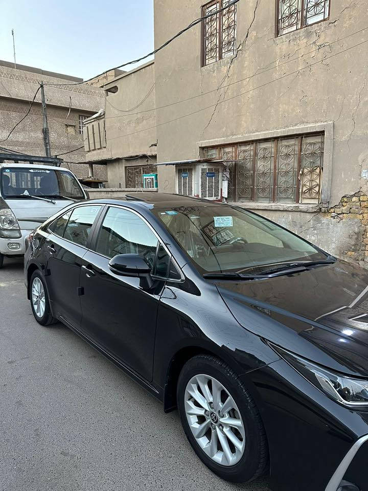 سلام عليكم للبيع فقط
كورلا موديل 2023

‏شركة جيهان خليجي

فول مواصفات ما عدا البصمه 

شاشة جبيره 

كشنات جلد 

كشنات كهرباء 

فتحه 

تحكمات سترين 

‏بنزين فقط يعني مو هايبرد 

لون اسود 

وقم بغداد تحويل ثاني يوم 

￼￼￼مكان السيارة الكاظمية 

الاستفسار :***********
