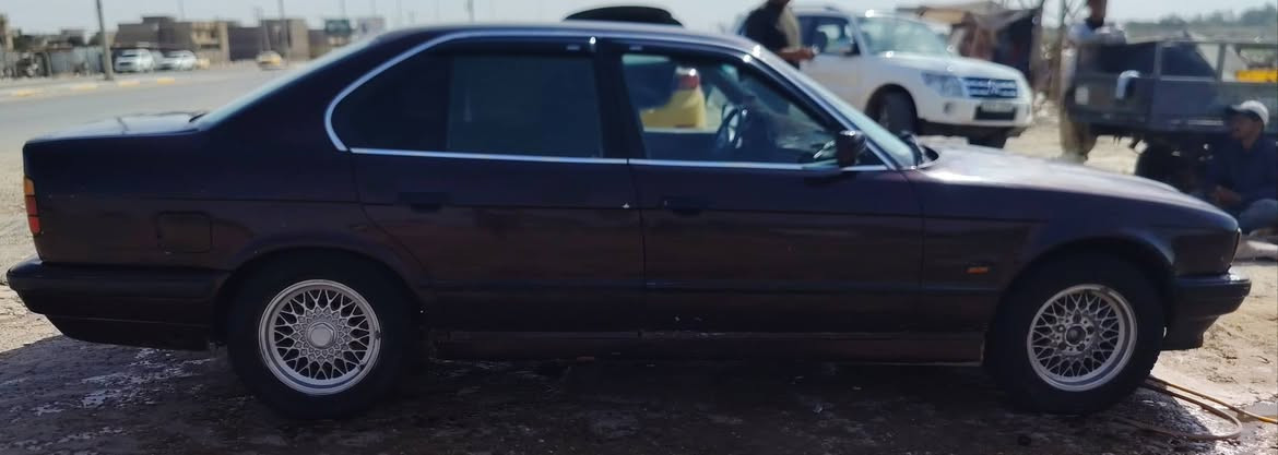 السلام عليكم
Bmw 525 مسكر فانوس موديل 1994 وارد ياباني
رقم اربيل بأسمي سنوية جديدة
مكينه وكير فول نشاط وقوه 
تبريد وي السويج  
السعر 60 وبيها مجال المكان ديوانية المركز


**إذا كنت صاحب هذا الإعلان وتريد حذفه لأي سبب، رجاءا أرسل رسالة إلى الدعم الفني**
