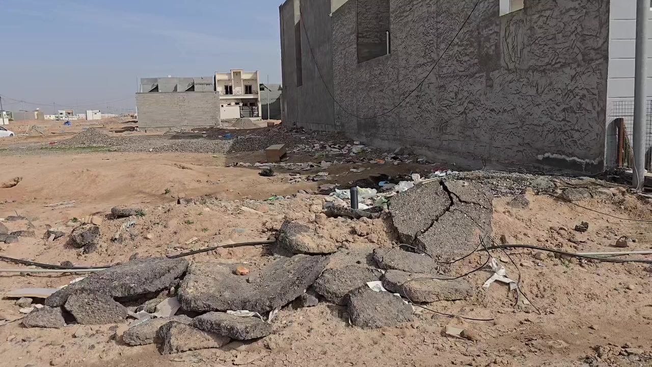 قطعة ارض للبيع تكريت الديوم حي التصنيع مساحه ٢٥٠ متر على شارع ٣٠ متر واجهه ١٤ متر نزال ١٨ موجود خدمات مي كهرباء سكن مجاري للاستفسار 
***********
***********
بشار الكميت للعقار الديوم
