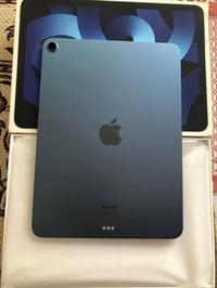 ipad air5 معالجM1  ذاكرة 64  بطارية 82  الجهاز نضيف  مع كارتون سعر475 ...