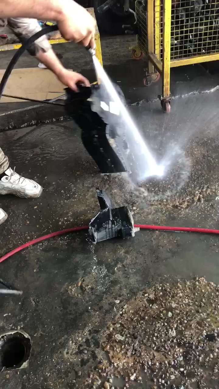 سلام عليكم عمل ليوم سيارة اخونه ابو علي دوج كرفان موديل ٢٠٠٠٩ تبديل فريز مامي كامل  مع فريز خلفي   تنضيف منضومه كامله مع شحن غاز اصلي فرنسي ابو علي التبريد ساحت عدن خلف معمل جلبي قرب عباس دوج ابو علي ***********
