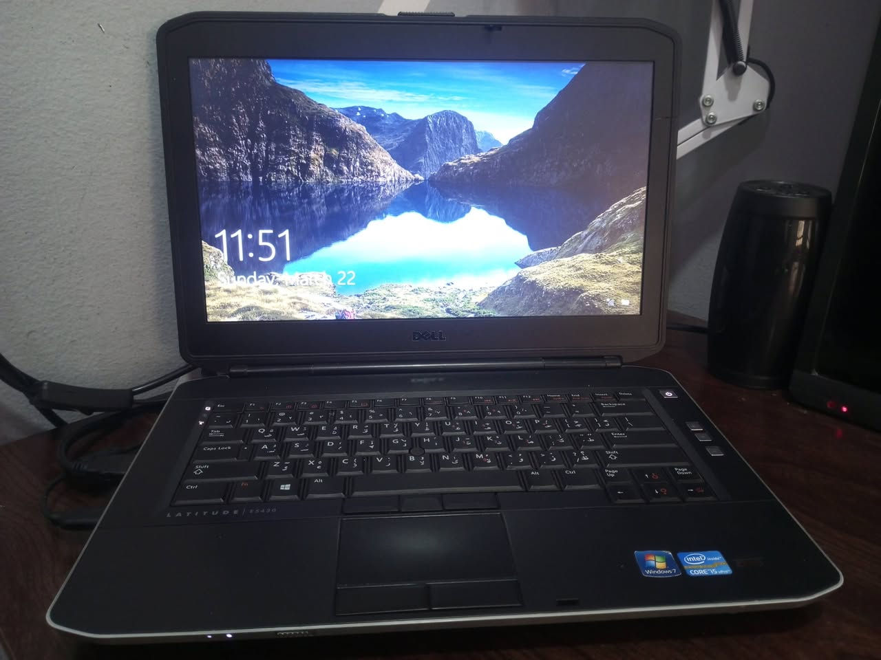 لابتوب DELL بسعر 100 المواصفات بل صور


**إذا كنت صاحب هذا الإعلان وتريد حذفه لأي سبب، رجاءا أرسل رسالة إلى الدعم الفني**