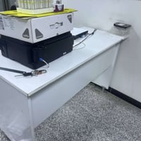 كاونتر • ميز • كرسي