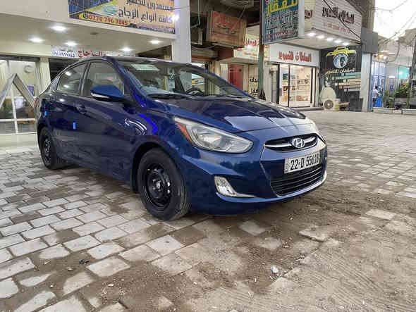 السلام وعليكم
للبيع او للمراوس باقل من سعره 🚒🚒🚒🚘🚘
هونداي اكسنت موديل ٢٠١٧
رقم أربيل الجديد تريد تحويل تريد وكاله
السياره وارد امريكي محرك ١٦٠٠
السياره حادثه باب وجاملغ بدون دواخل والباقي ليبل واحد 
شاشه كاميرا  غرفه جديده
ماشيه ٧٧
السياره جديده كلش بمعنى الكلمه
السعر ٩٥
***********
مكانه بغداد الامين ٢
