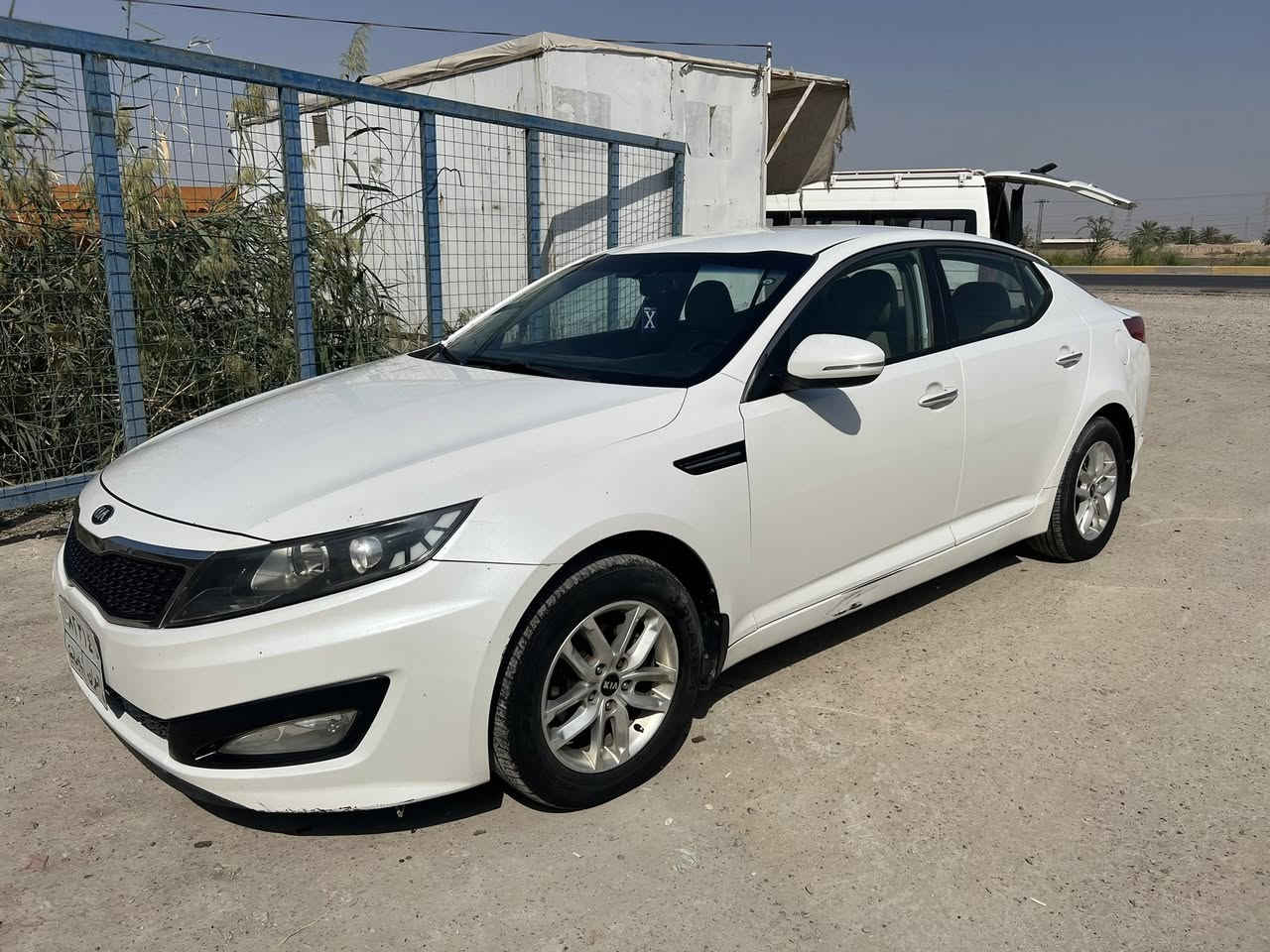 اوبتما خليجي2011 
محرك 2000 دوش
مواصفات
 حساسات 
كشن كهربائي 
مري شفط 
كامره خلفيه 
تبريدقطعتين 

السياره مكفوله من الصبغ 
بس مبدله بيها دعاميه خلفيه 
السياره ماشيه 250 الف 
مسويلها ادامة 
السعر ١٢٥
رقم ***********
مكان السياره ديالى
