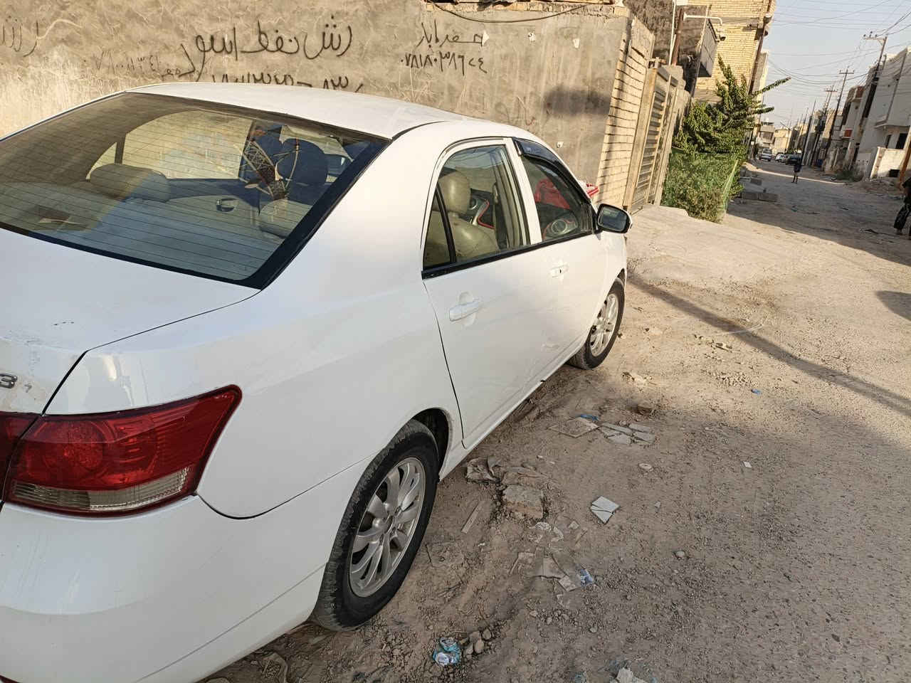 السلام عليكم بي واي دي 3 موديل 13 باسمي رقم انكليزي بغداد مكينه وكير خير من الله تخم تأثير تبريد شغال تدفئه شغاله بيه اماكن رش  السعر 45 وبيه مجال الاتصال***********
