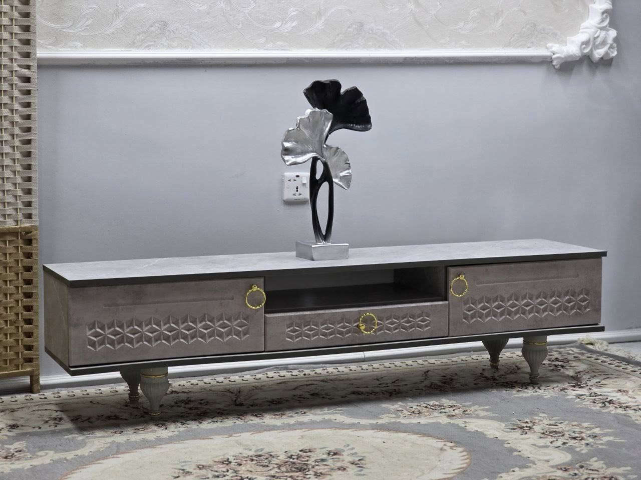 تصميم يخلي صالتك أرتب  وفرنالكم ميز بلازما
📏 القياسات:
▪️ الطول: ١٦٠ سم
▪️ الارتفاع: ٤٠ سم
▪️ العمق: ٣٥ سم
بســـعر 70 الف والتوصيل مجاني لكافه المحافظات قطع محدوده للحجز خاص شرط الفحص قبل الاستلام


**إذا كنت صاحب هذا الإعلان وتريد حذفه لأي سبب، رجاءا أرسل رسالة إلى الدعم الفني**