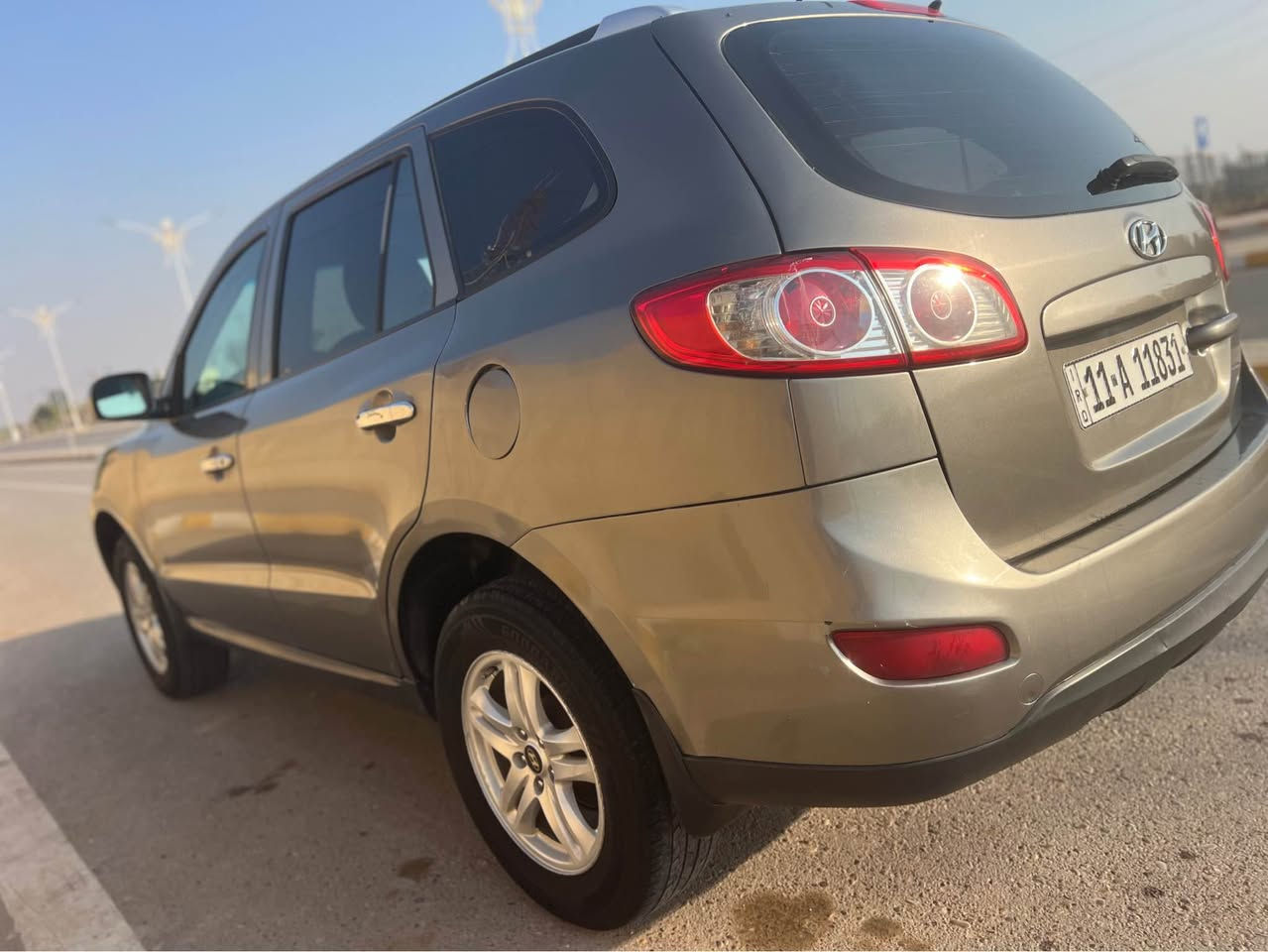 السلام عليكم

هونداي سنتافي سنتافي للبيع 

موديل 2011 

وارد امريكي 

رقم بغداد دولي 

محرك 2400 

فول مواصفات  

تحكم استرين 

فتحه + اشاير بل مري 

مري شفط 

حساس خلفي امامي 

تخم تاير جديد / حدادية صدر جديد 

سياره جاهزه مابيه اي نقص 

السياره صبغ مكانات ابيع حزام 

السعر 115 وبيه مجال قليل 

‭٠٧٨٢ ٣٨٩ ٢٩٧٦‬

*********** / واتساب سامراء, صلاح الدين
