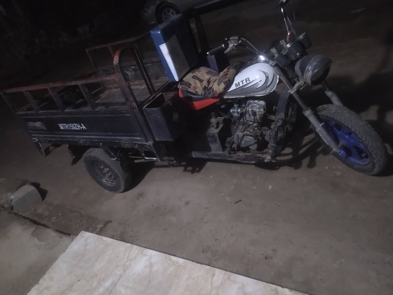 كلك للبيع مكفوله من السرقه الشراي يجي خاص او يتصل ***********
