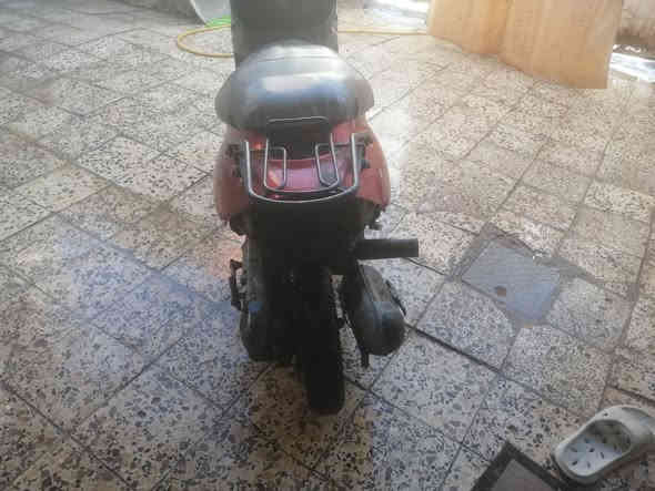 للبيع دراجة 9 عوزه تجفيت سعر 150 مامتواجد ع الفيس اتصل وتدلل ***********
