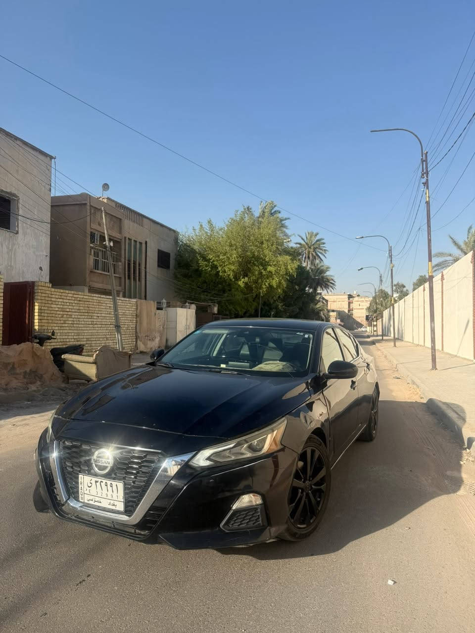 نيسان التما SR 2021  السعر 102 بيها 4 قطع فول مواصفات عده الفتحه كشنات جلد ومخمل كهربائيه بصمه رداردات جانبيه وامامي خلفي  شفتات بل ستيرن مانع نصدام فول  فول ما عده الفتحه تبريد ثلج   صدر امامي95%
الخلفي 60%
دهن جديد 
 ***********مكان
سياره بغداد الاعظميه ممتواجد فيس
