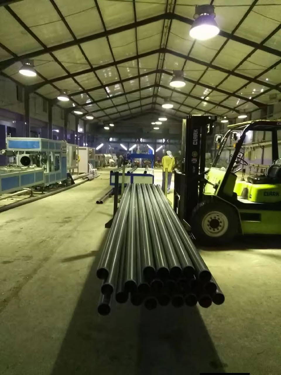 معمل بلاستك ميسان 
عادت عجلة الإنتاج للدوران من جديد في معمل بلاستك ميسان بعد توقف استمر لسنوات، ليعلن المعمل عن استئناف تصنيع الأنابيب البلاستيكية بمختلف الأحجام والقياسات.
يتميز الإنتاج الجديد بكونه منافساً من حيث الجودة والأسعار، بهدف دعم المنتج الوطني وتلبية احتياجات السوق المحلية والمشاريع في المحافظة نتمنئ من محبين الاستاذ حبيب الفرطوسي  دعمه للمعامل البقيه وتشغيلهن ابسرع وقت


**إذا كنت صاحب هذا الإعلان وتريد حذفه لأي سبب، رجاءا أرسل رسالة إلى الدعم الفني**