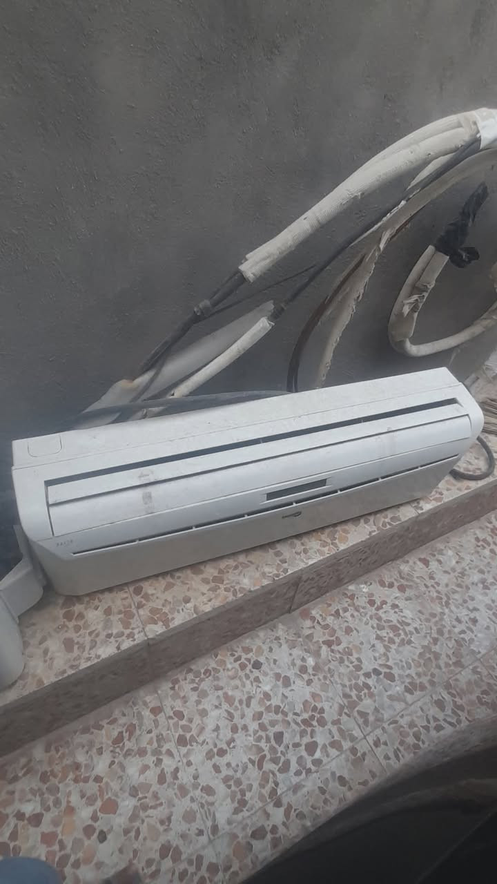 سبلت 2طن ستعمال موسم و1شرط الشدتبريد ثلج تفئه تصمط مكان حي الجزائر 450بي مجال***********
