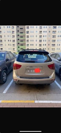 فيركروز موديل ٢٠٠٨ للبيع مصبوغة حزام  وضربتها جاملغ ايمن والسيارة بحاج...