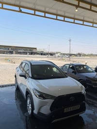 كورولا هايبرد • ٢٠٢٢ • التاجي