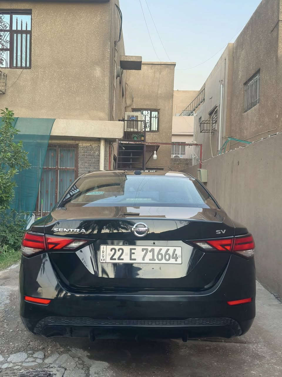السلام عليكم ..
سنترا 2021 sv 

وارد امريكي 

مواصفات معروفة :

- نضام  Eco -  sport 

رادار امامي 

بريك تلقائي 

تشغيل عن بعد

كامرة

تحديد مسار
 

حادثها جاملغات خلفية الاثنين صبغ .
و بابين و جاملغ عكس السائق تبديل اصلي نفس اللون 

(حادثها صفح سطحي) بدون دواخل و شواصي 

- تبريد -صدر- كير -مكينة- ممتاز

للتواصل : ‭***********‬
