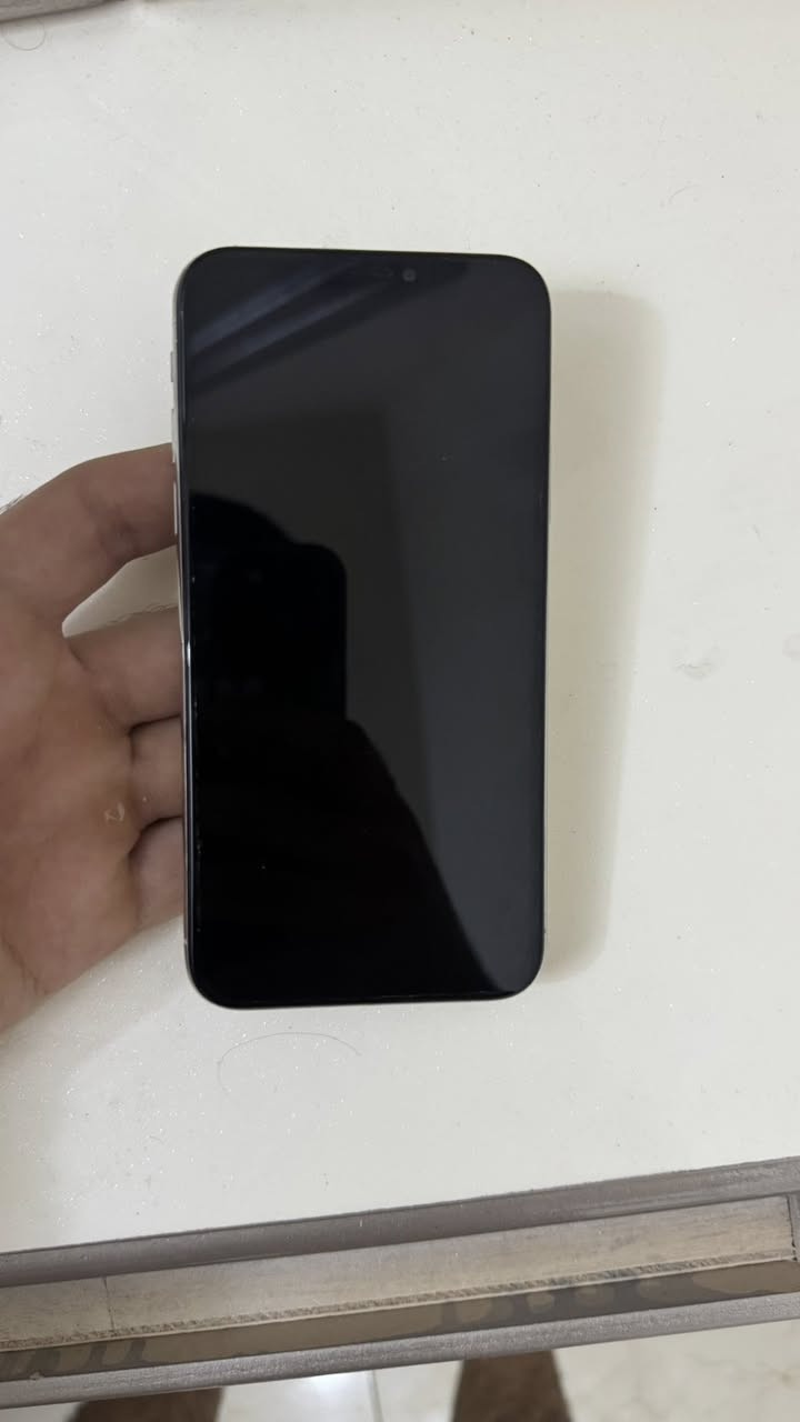 السلام عليكم
 
ايفون x ذاكرة ٦٤ للبيع الجهاز بي كم مشكلة الكامرة الخلفية تغوش والبصمة متشتغل والنت ميكنك الا قريب من الراوتر وكلهن تصليحهن ميكلف. الجهاز استعمال شخصي مو بالة او اوربي او معاد تدويرة. السعر 100 الف وبي مجال اذا شراي واذا مو شراي اعبر المنشور.


**إذا كنت صاحب هذا الإعلان وتريد حذفه لأي سبب، رجاءا أرسل رسالة إلى الدعم الفني**