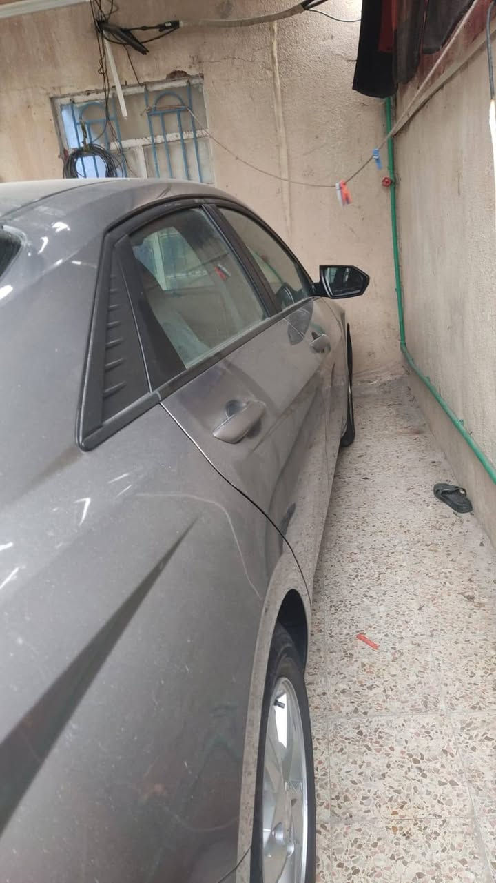 سلام عليكم النترا موديل 2023 وارد امريكي الون رصاصي  معوقين  ماشيه 51 الف كيلو متر حادث بس الجاملغ  الامام نفسه مصلح الباقي كفاله من الداخل والخارج بدون ارباكات رادار مثبت سرعه تحديد مسار قيادة ذاتيه  حادثها واضح بل صوره + منظومة غاز اضافه بيها كامله السعر 165 
رقم الهاتف ***********
