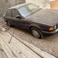 BMW 735 1994 رقم انبار مشروع وطني سنوية 2028 شغله وتمشي بيه حادث على و...