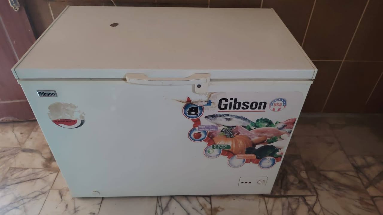 السلام عليكم عندي غرفه للبيع سعرها 550
وبيها مجال بعدها بلكارتون والمجمده سعرها 200


**إذا كنت صاحب هذا الإعلان وتريد حذفه لأي سبب، رجاءا أرسل رسالة إلى الدعم الفني**