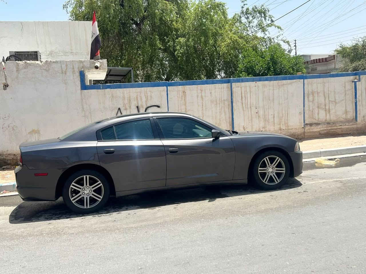 السلام عليكم 
جارجر 14 سياره خليجيه كفاله من الكص والضربه سياره كفاله عامه ما عدا 3 قطع صبغ فقط وكفاله ايضا من السرقه ولانتربول متوم شمالي ارقام وسنويه شرط اصليات ع رقم شاصي واليبل 
ادامه منضومه ماء
ادامه منضومه بانزين 
لايت زنون 
تبريد ثلج 
تخم تاير 
مكينه 3و600  مكينه كير كفاله سياره كلش جديده
للبيع فقط 
مكان السياره البصره السعر 70 وبيهه مجال قليل للشراي
#ادمن


**إذا كنت صاحب هذا الإعلان وتريد حذفه لأي سبب، رجاءا أرسل رسالة إلى الدعم الفني**
