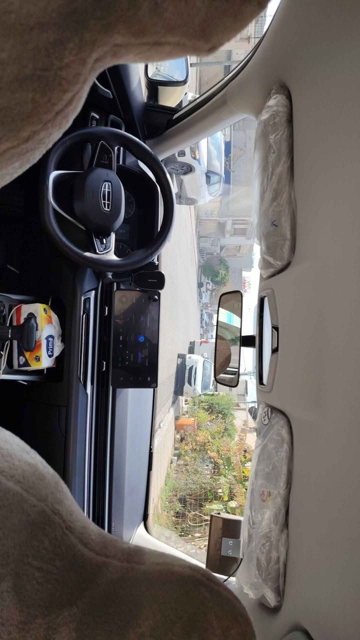 سیارە جیلی ێیمگراند 
مودیل ‌‌2025 زەمان 4 سال شریکە ی ماوە
گشتی بەشەرت سەنەوی و لەزگە بەناوی خۆمە نرخ 161 مەجالێکی کەم فحس و هزە پیویست نیە ژمارەی موبایل *********** أربيل, العراق
