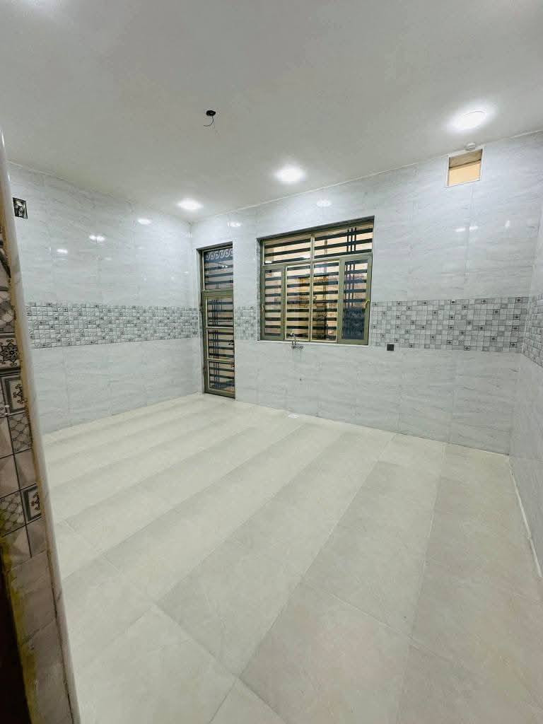 🧿(الهم صل على محمد وال محمد)🧿        

  🏠. دار الــبــيـع نــهـاونـد 11 الـف🏠
بلفرع مقابل معمل بلاستك قــرب الـمـدارس  
      المساحه (200)متر 10×20 
       يتكون الطابق واحد الارضي  
      
غرفتين نوم وصالة+بيتونه واستقبال ومطبخ 
🛁وصحيات خارجية 🚿وداخلية 🚽
  للاستفسار مراسلة الصفحه او الاتصال
على الواتساب (📲*********** عمارة, ميسان
