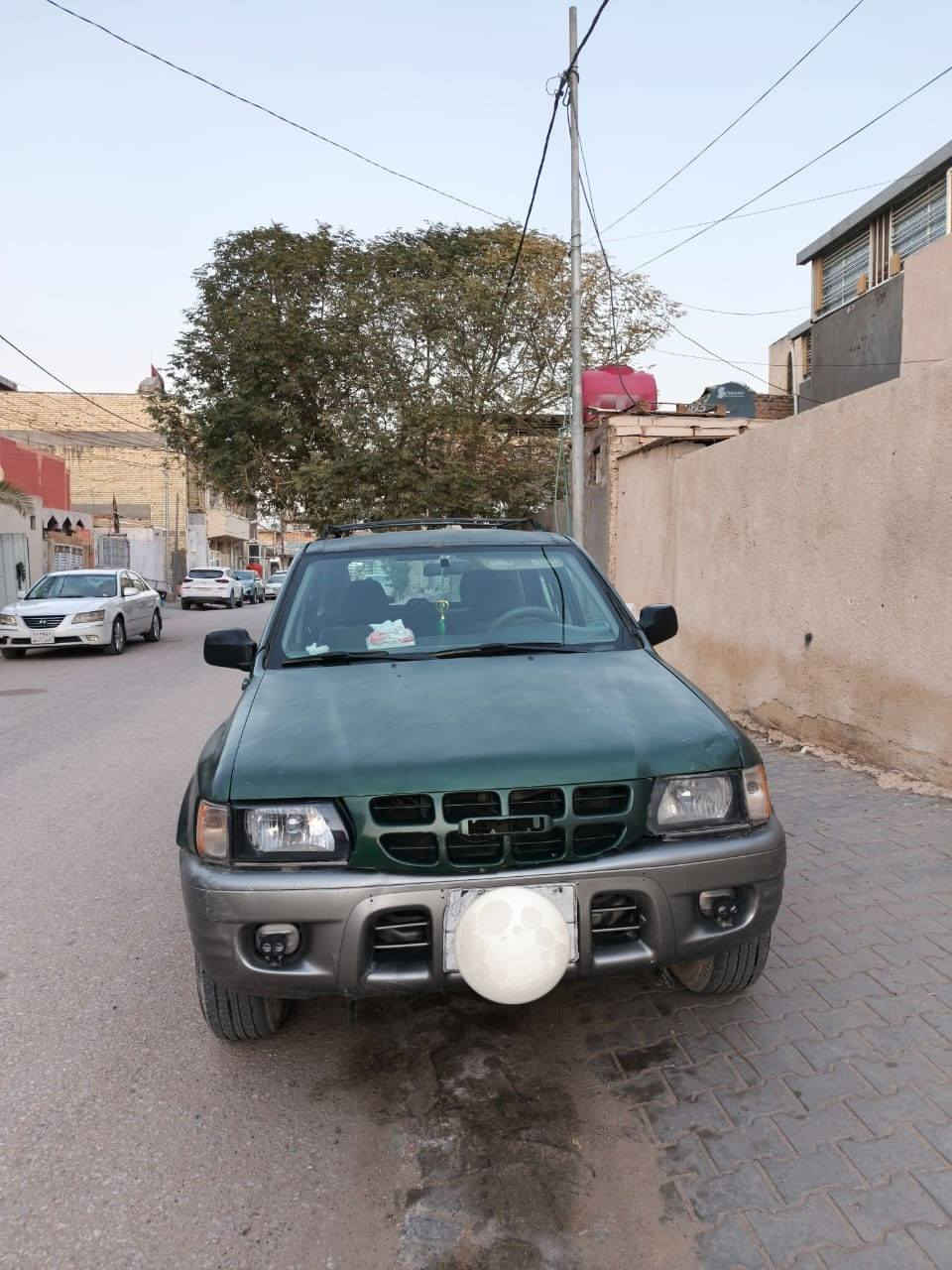 سلام عليكم للبيع سياره ازوز روديو ياباني موديل 2000 محرك ثنين ونص حداديه جديده تخم تاير رقم اربيل مكان سياره بالنجف سعر 55
للاتصال ***********
