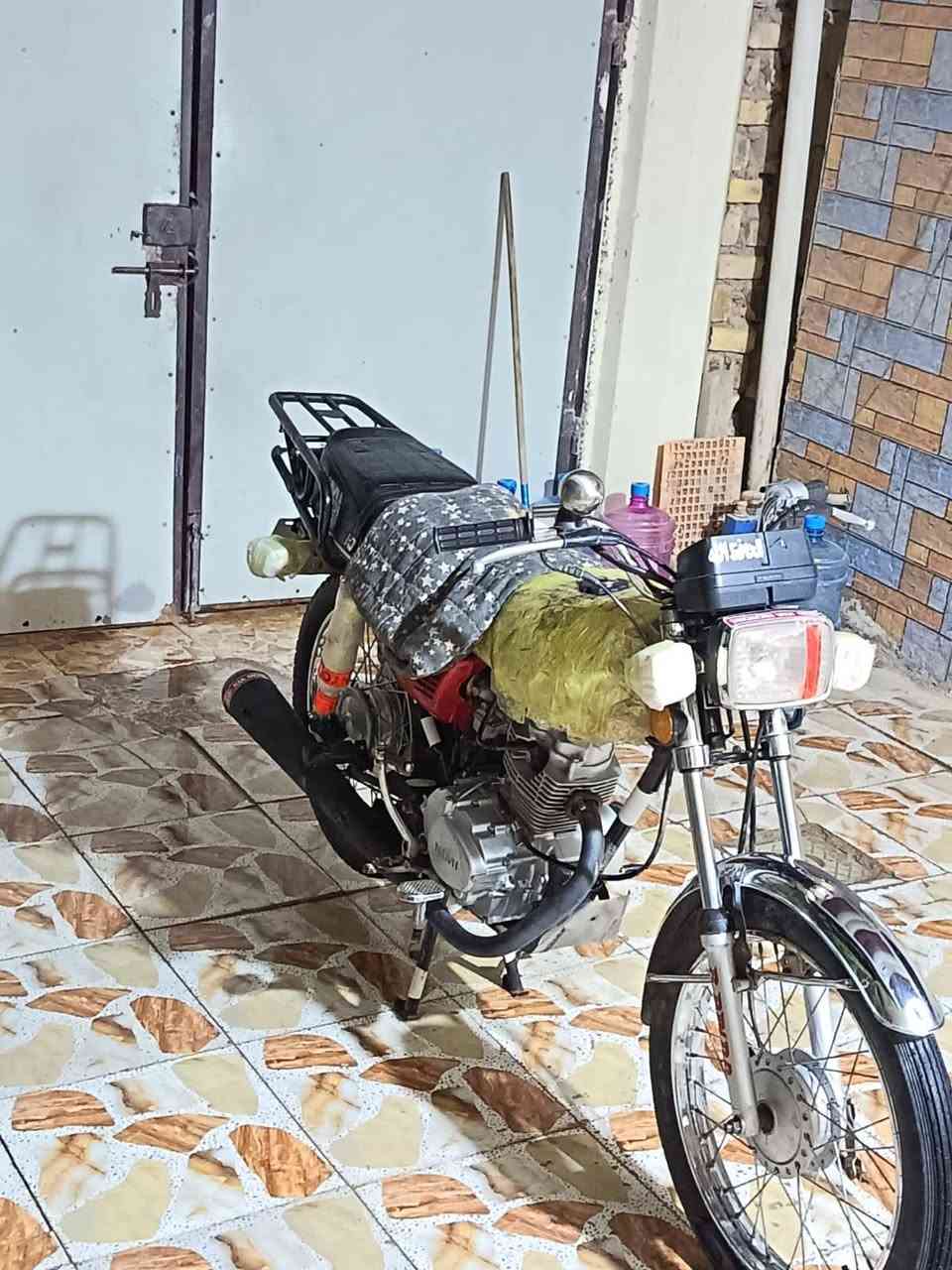 السلام عليكم 
دراجه نامه للبيع موديل 2025 امتياز باب اول 
موقع بابل حله زوير الغربي 
الرقم ***********
الشراي يتصل متوفر واتساب
