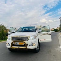 هايلوكس فورويل • اوتماتيك • ٢٠١٥