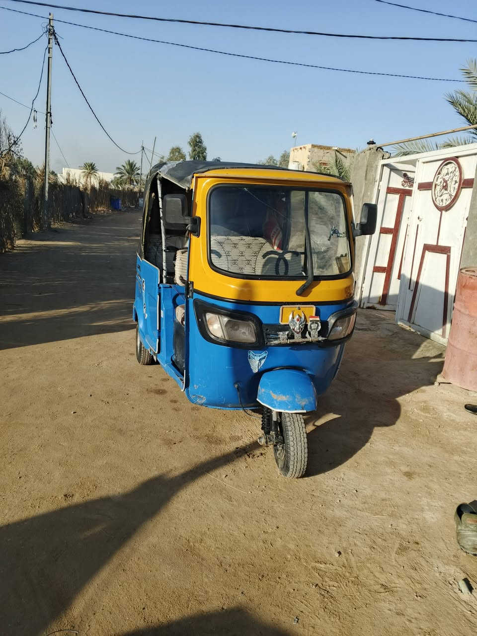 السلام عليكم تكتك أورق موديل 22 المحرك مجفت مره واحده وال ضربات كدام عينك والباقي كفاله عامه السعر 7وبيهاا مجال.  ***********
