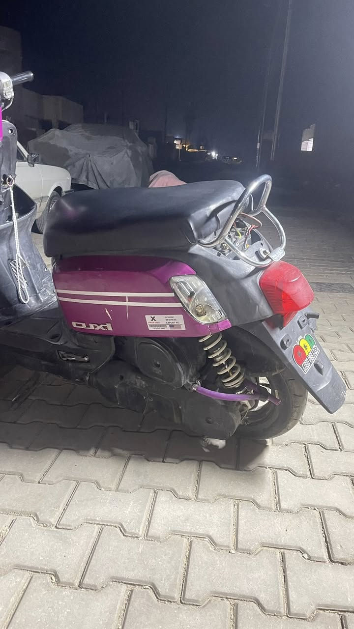 سلام عليكم بوليس مسطره نوزل خطين الدراجه مكفوله من كلشي مكينه خير من الله دهن كله امزويل وبانزين محسن الدراجه نگره بكل وقت،، قفل ستيرن+قفل جوزه+قفل اكسل كلهن شغالات 
نواقص الدراجه :قبق باتري+الشاشه مكسوره+الاشاره الخلفيه مكسوره ،،غير ذني كلشي مابيها تاخذ الدراجه تترحملي عليها 
السعر500وبيها مجال الشراي يتصل وبي خير ويدلل

‭٠٧٥٠ ٨٥٤ ٢٧٥٦‬
