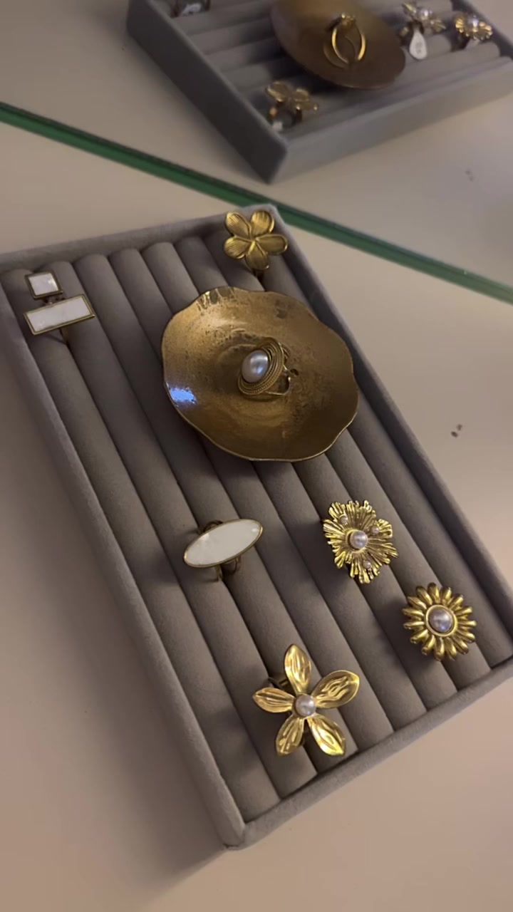 خواتم مميزة 🤍🤍


**إذا كنت صاحب هذا الإعلان وتريد حذفه لأي سبب، رجاءا أرسل رسالة إلى الدعم الفني**