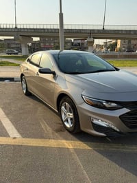 ماليبو موديل 2023  ضربه جاملغ ودعاميه فقط مواصل للراديتر  سعر $115 سيا...