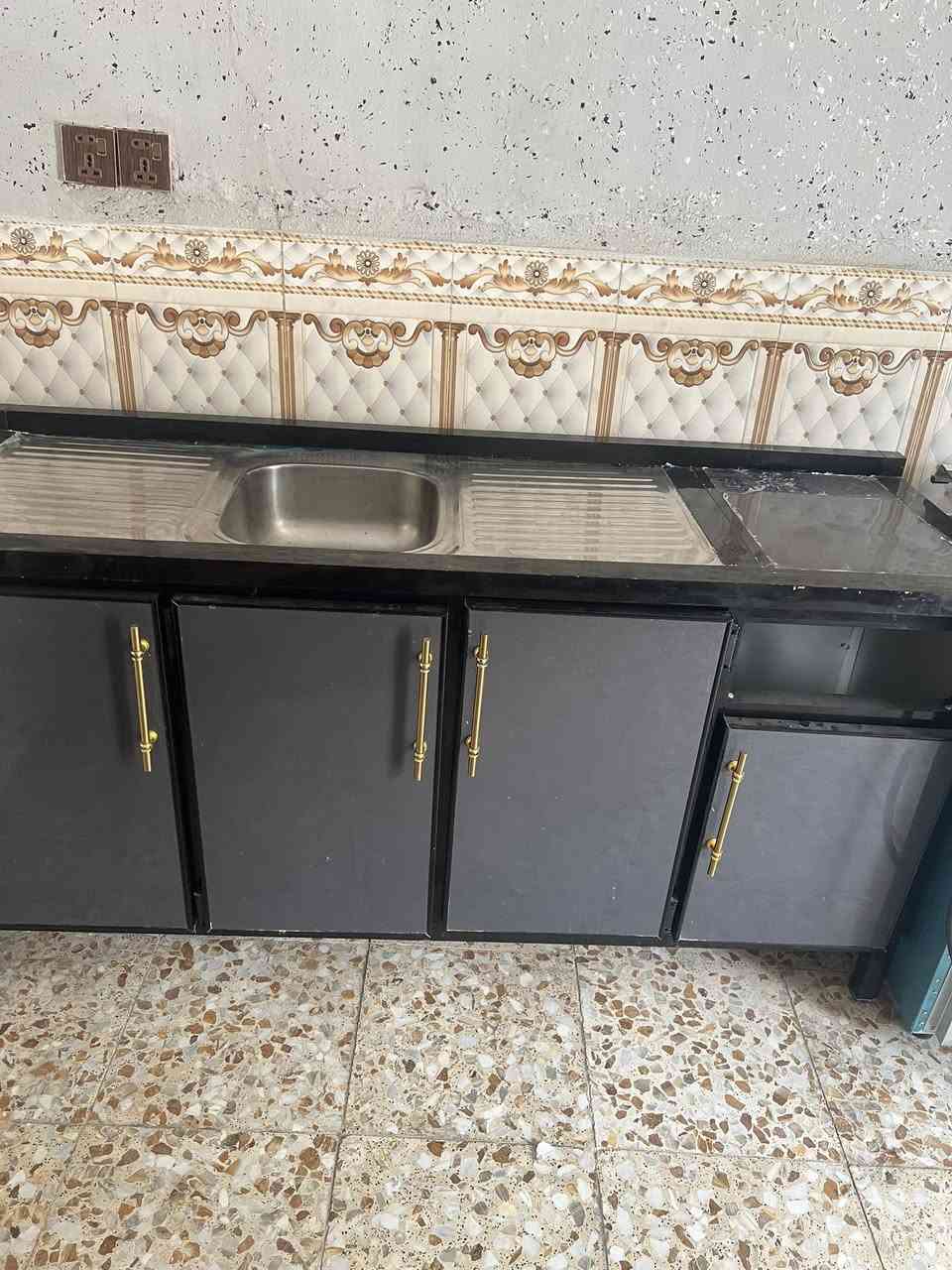 أغراض للبيع كله جديد بس بحكم ضرف راح أبيع كلمن وسعره مكاني بابل نادر الثالثه لي يريد يراسل ع الخاص لو ع هذا رقم ‪0770 939 1951‬
